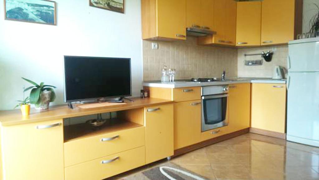 Apartments Mira Makarska Bilik gambar